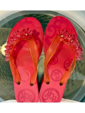 BCBGirls flip flops